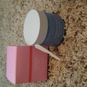 Peach and Lily Overnight Star Night Cream
